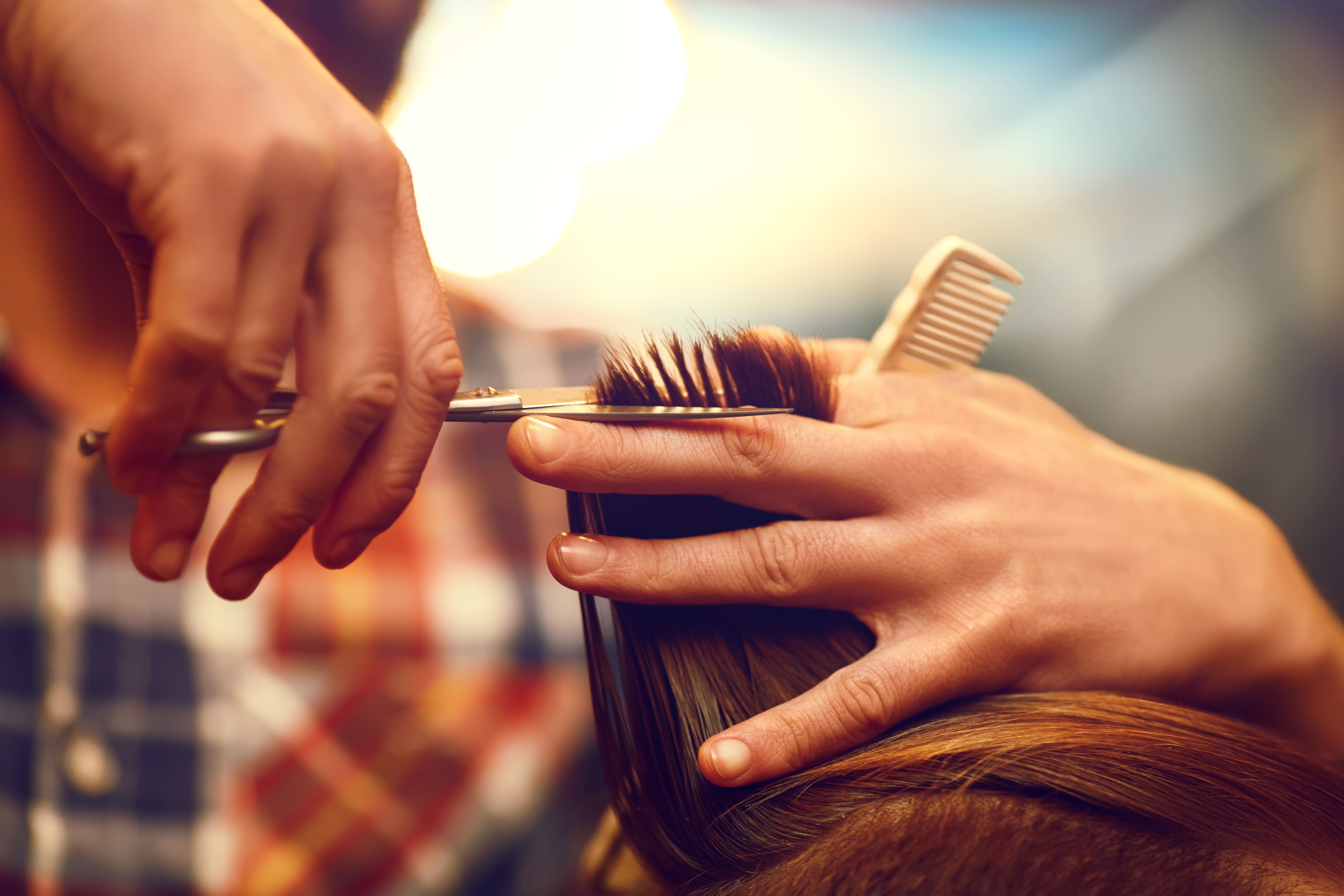 Umfangreiches Dienstleistungsangebot im Haarmacherei Friseursalon Ansbach